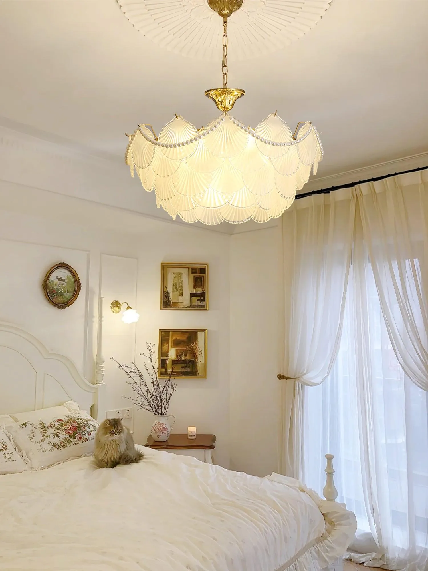 Doli Shell Chandelier