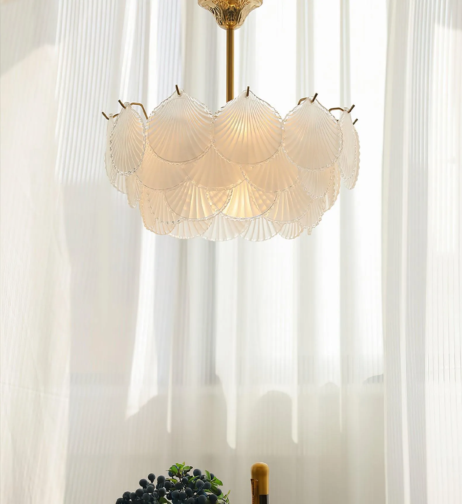 Doli Shell Chandelier