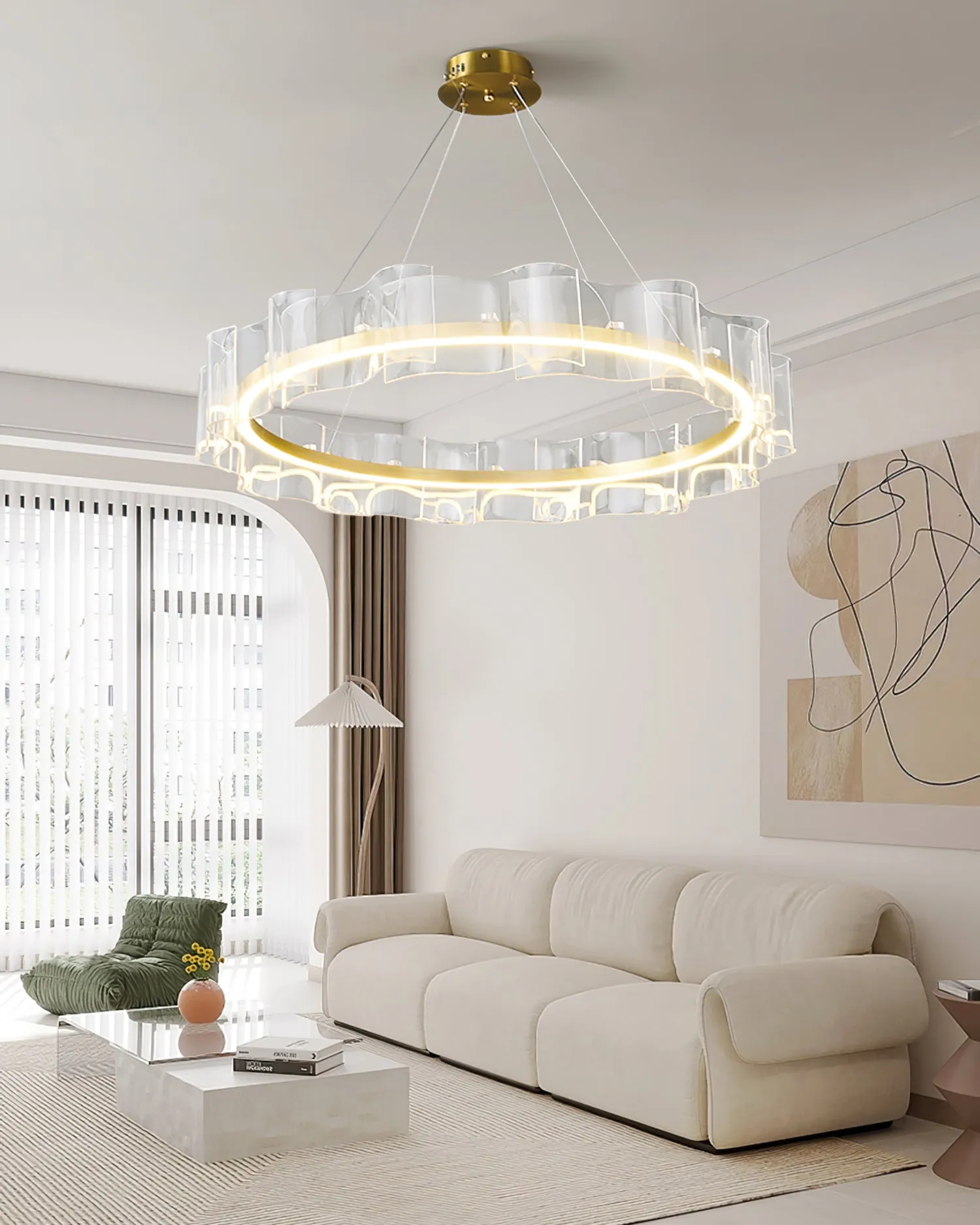 Evette Chandelier