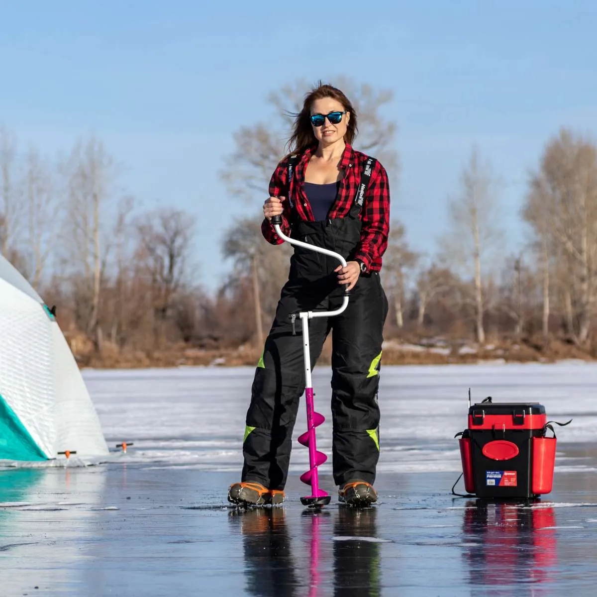 ICEBERG Mini Ice Fishing Auger Kit with Cordless Drill Adapter and Two Sets of Shaver Blades, Blue for Wet Slush Ice, Red for Regular Ice – Available in 5 inches