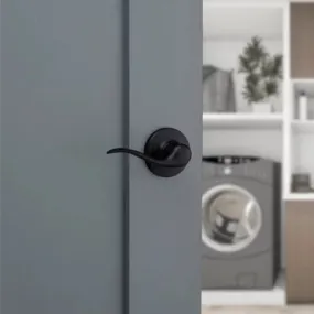 Kwikset Tustin Lever - Hall/Closet Matte Black