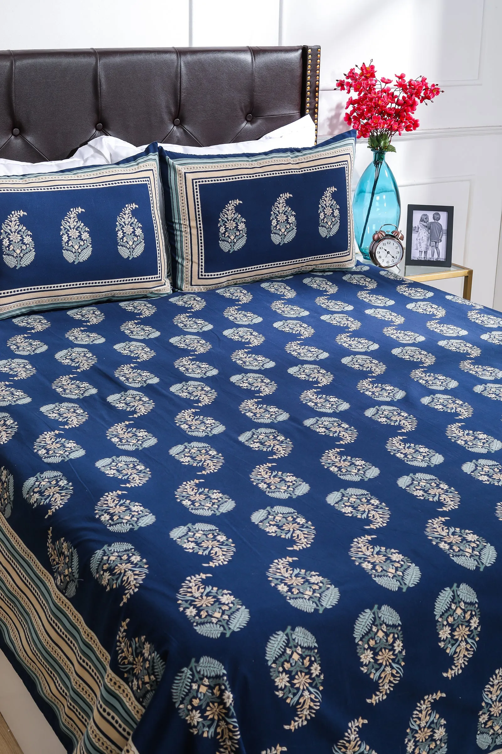 Sindhu Paisely Cotton Bedsheet