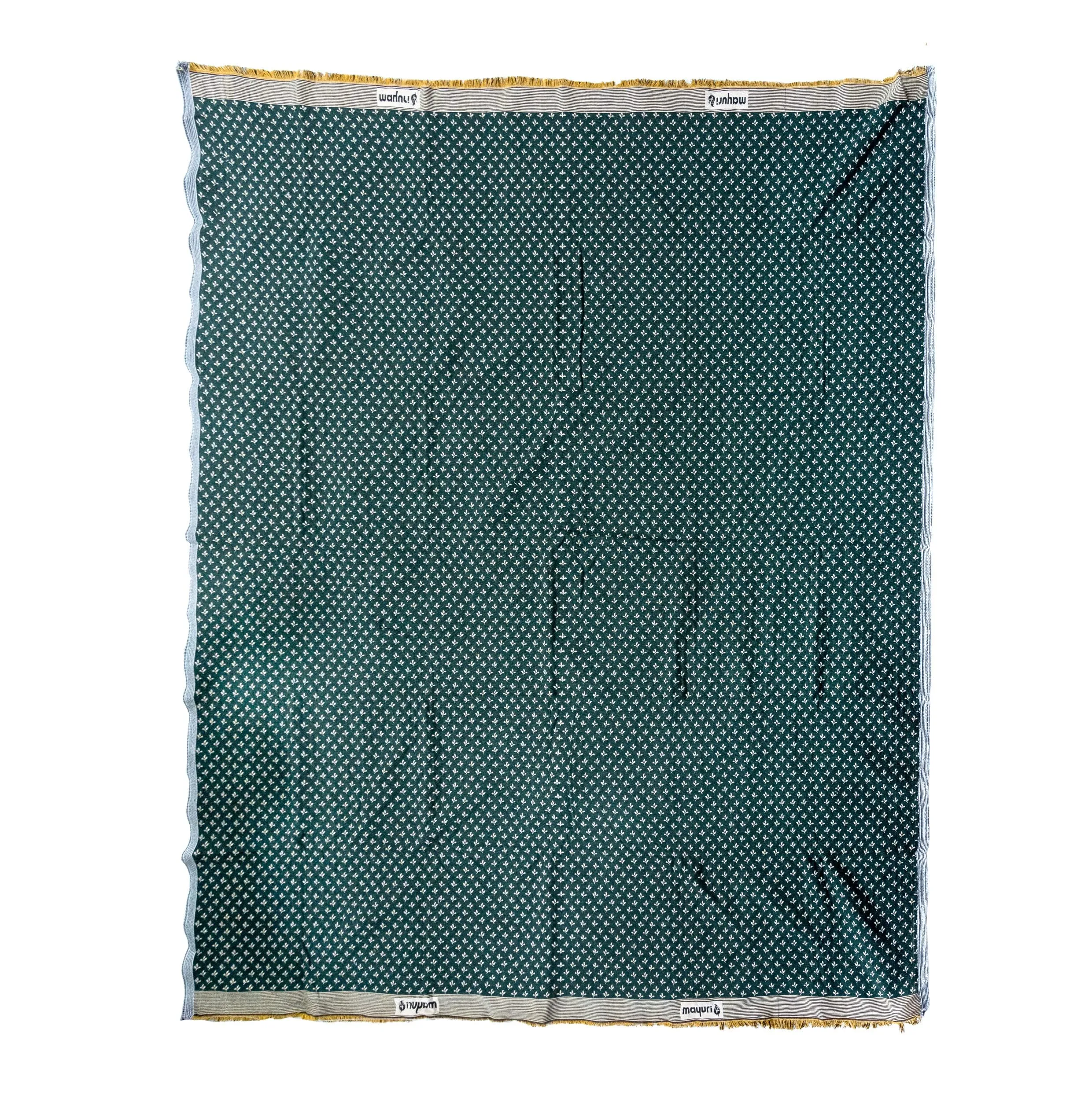 VARUNAVI 2 Piece Solapur Chaddar All Season AC Blanket Fly Queen Size Top Sheet 90 in X 108 in (230 cm X 260 cm)